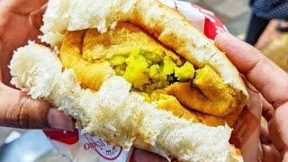 Mumbai 's Biggest Vada Pav|Kunj Vihar Vadapav