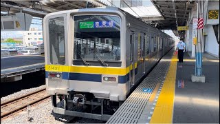 【なんと無灯火…】東武20000系列20400型20430番台21431編成が当駅止まりの回送電車として南栗橋駅2番線を発車するシーン（回422N）2024.6.3.9:51