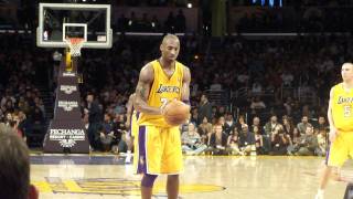 サイド最前列でコービーのフリースローを激写！【Kobe Bryant Free Throw】