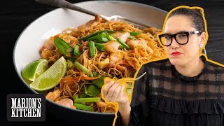 One Pan Filipino ‘Pancit Bihon’ Noodles - Marion's Kitchen
