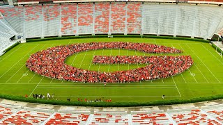 UGA Freshman Welcome 2021 | Super G Timelapse in 8K | UGA Alumni