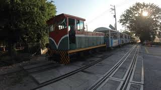 台糖 溪湖糖廠 觀光列車 本務日立827 跨越彰水路平交道 / TSC Xi-Hu plant,Hitachi leading tourist train pass through crossing