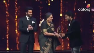 Arijit Singh at global Indian music awarded title winning best live performance of the year