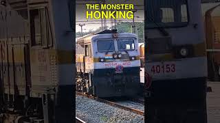 Diesel Locomotive wdp4d Horn 🚂 |The Monster Honking | WDP4D Horn #shorts #youtubeshorts #viral