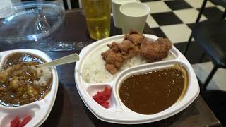 女子中学生ふーちゃんと！北海道名物　苫小牧カレー＋ホッキ貝、サッポロ生ビール　【名店　苫小牧いぶりカレー】ホッキカレー、肉だらけカレー