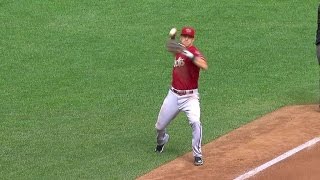 ARI@MIN: Lamb makes backhanded stop, strong throw