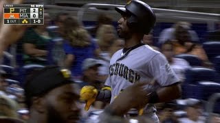 PIT@MIA: Cervelli plates McCutchen with infield hit