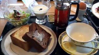 カフェ  桜珈琲富田林店でモーニング  店内満員です。