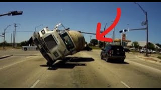 (18+) Crazy Car Crashes | Driving Fails | Dashcam Videos - 75