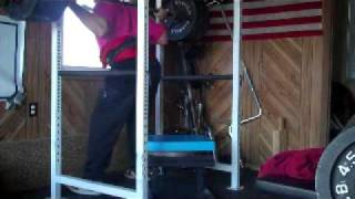 Hedlesky- 700lb box squat