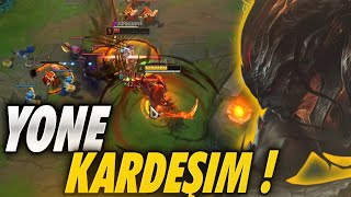 BU ÇARIN BİR KERE İYİ OYNADIĞINI GÖRMEDİM :D