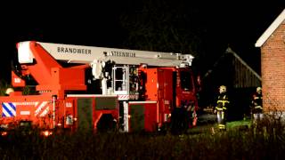 Brandweer blust schoorsteenbrand, assistentie vanuit Steenwijk