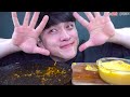 asmr cheddar cheese fire noodles u0026 cheese spam 체다치즈 불닭볶음면4봉 u0026 치즈통스팸 먹방 real sound mukbang