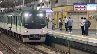 京阪電車ダイヤ改正後の平日の夜ラッシュ時の京阪香里園、寝屋川市駅の発着・通過集