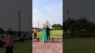 Gulzaar Chhaniwala & Mahi Gaur at Taj Mahal Agra #gulzaarchhaniwala #gulzaarteam #mahigaur #vlog