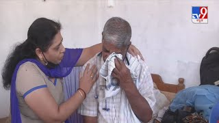 Naveen's Father Bursts Into Tears On TV9 After Seeing His Son's Mortal Remains In Ukraine