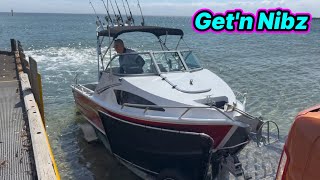 How to solo boat launch | Quintrex Ocean Spirit | Get’n Nibz