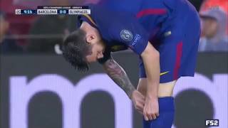 What Lionel Messi ate from his sock during Barcelona 3-1 Olympiakos?