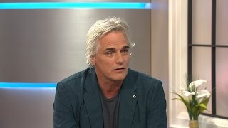 Canadian actor Paul Gross travels down 'Hyena Road'