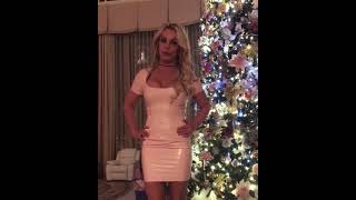 Britney Spears Merry Christmas 🌲☃️