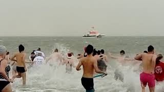 Neujahrsbaden auf der Insel Borkum 2019