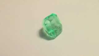 Natural Green 2.75cts Colombian emerald great luster