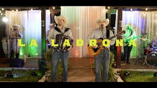 Grupo Frontera - La Ladrona (En Vivo)