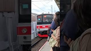 KRL COMMUTER LINE JR 203