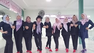 LINE DANCE TANG TING TUNG ....CHOREO UTIH K ( INA )....DEMO BUANA AURORA