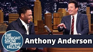 Anthony Anderson Hits the Splits in the Middle of His Interview