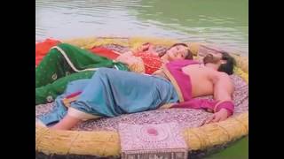 Bahubali actress romancing the villian