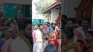 ഈ താലി ഇപ്പോ ഇതെങ്ങിനെ കെട്ടും 🤭😂 #youtubeshorts #viral #trending  #shorts #shortvideo #temple