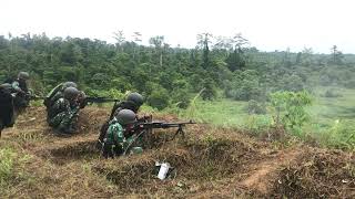 Latihan menembak GPMG kaliber 7,62 😳😳