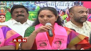 Focus on D Srinivas Solo Political Fight | Inside