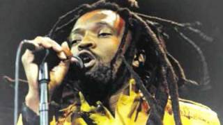 LUCKY DUBE REGGAEMAN