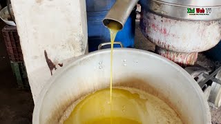Huile D’olive De Qualité à La Traditionnelle Chez Khouas Au Village Tamliht à Yakouren à Tizi-Ouzou
