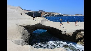 Σαρακίνικο, Μήλος / Sarakiniko Milos Greece