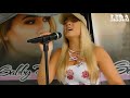 Download Gabby Barrett sings This is how it feels mp3