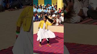 Viral Dance 🔥 उंगली पकड़ के तुने || Ungli Pakad ke Tune || Dilbaro|| #shorts #short #viral