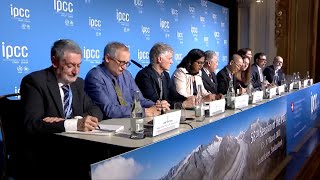 Scientists issue renew warnings on climate