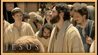 Jesus acusado de blasfêmia por Caifás | NOVELA JESUS