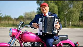 You have never seen Trump with accordion like this😂