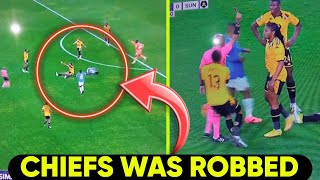 Kaizer Chiefs Daylight Robbery | Sundowns Robbed Chiefs By Red Card | Referee Took Brown Envelope