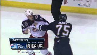 Jared Boll vs Ryan Reaves Dec 18, 2011