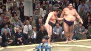 20160508大相撲夏場所初日　鶴竜　ｖｓ　魁聖