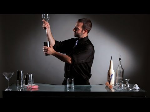 How to Do a Flip to Pour Bottle Trick | Flair Bartending How to Do a Flip to Pour Bottle Trick | Flair Bartending