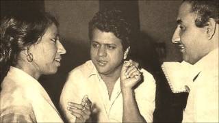 Mohd. Rafi & Mubarak Begum - Humrahi (1963) - 'mujhko apne gale laga lo'