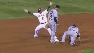 CLE@LAA: Aybar steals second after pickoff play