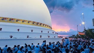 Mihinthale  Sri Lanka Flower from the sky ගුවනින් මල් වරුසා වස්සමින් පුද දෙන්නේ මිහිඳු මා හිමියන්‍ ය