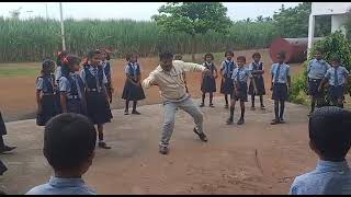 ಬಾಜು ಮನಿ ಮುದುಕಿ